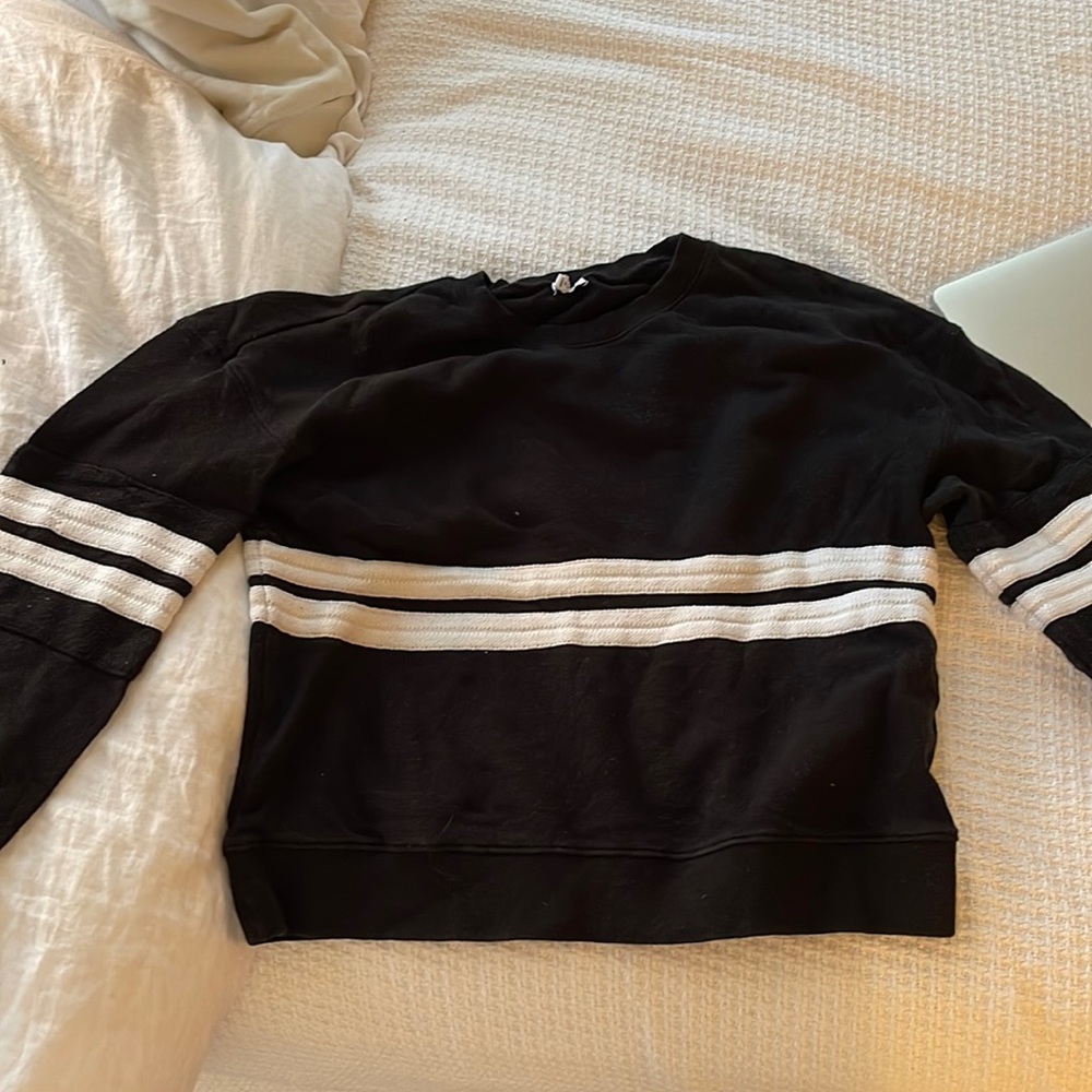 Splendid crew neck sweatshirt